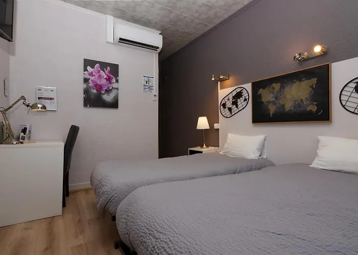 Logis Le Bocage ホテル